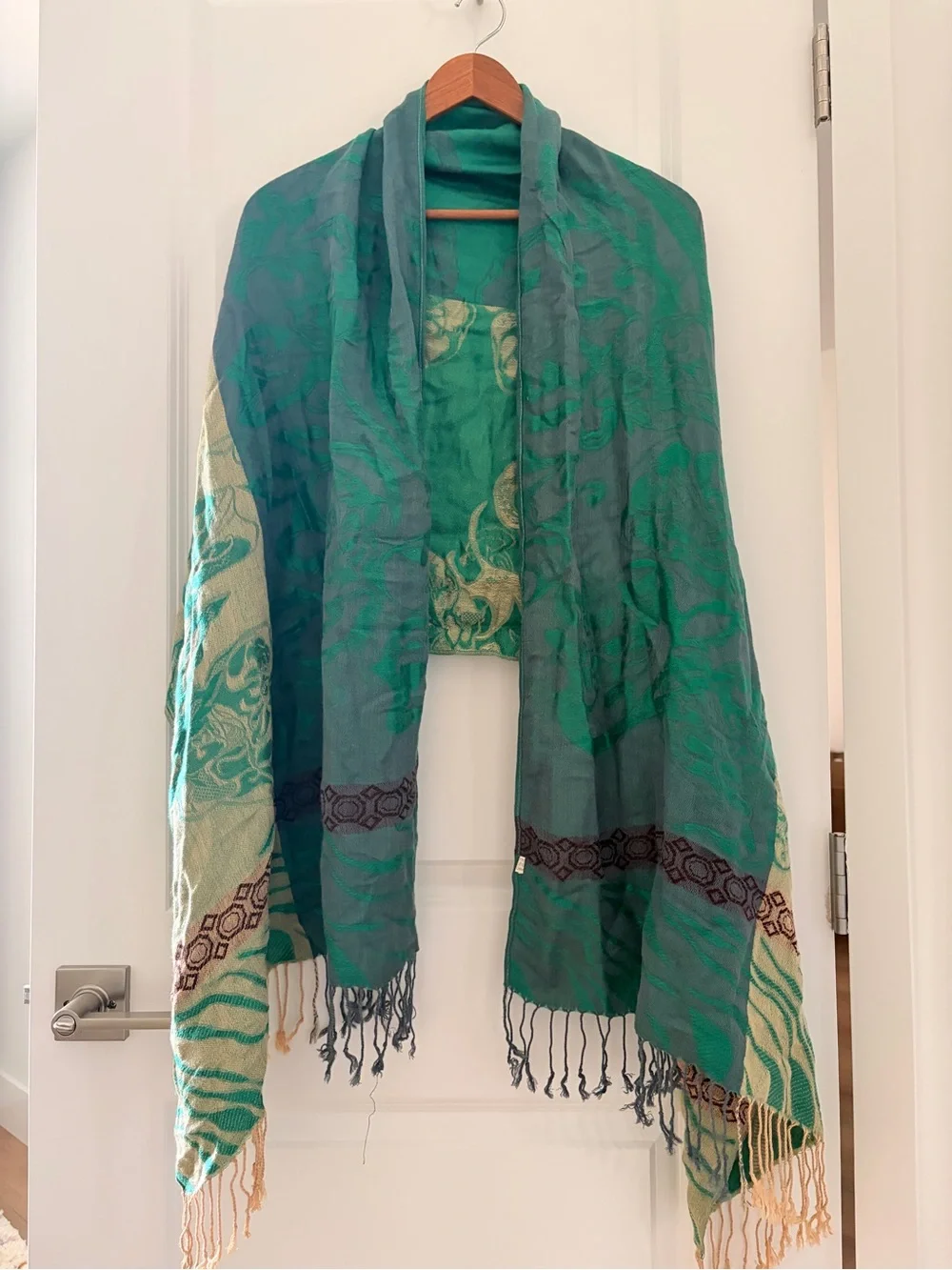 Green Patterned Cotton Scarf / shawl with Fringe